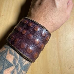 Leather bracelet